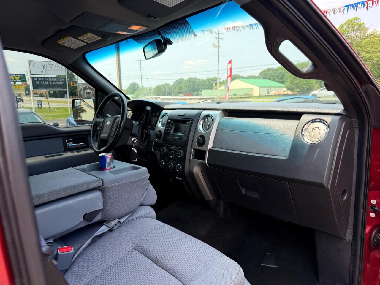 Ford F-150 4WD SuperCrew 145" Platinum 2013