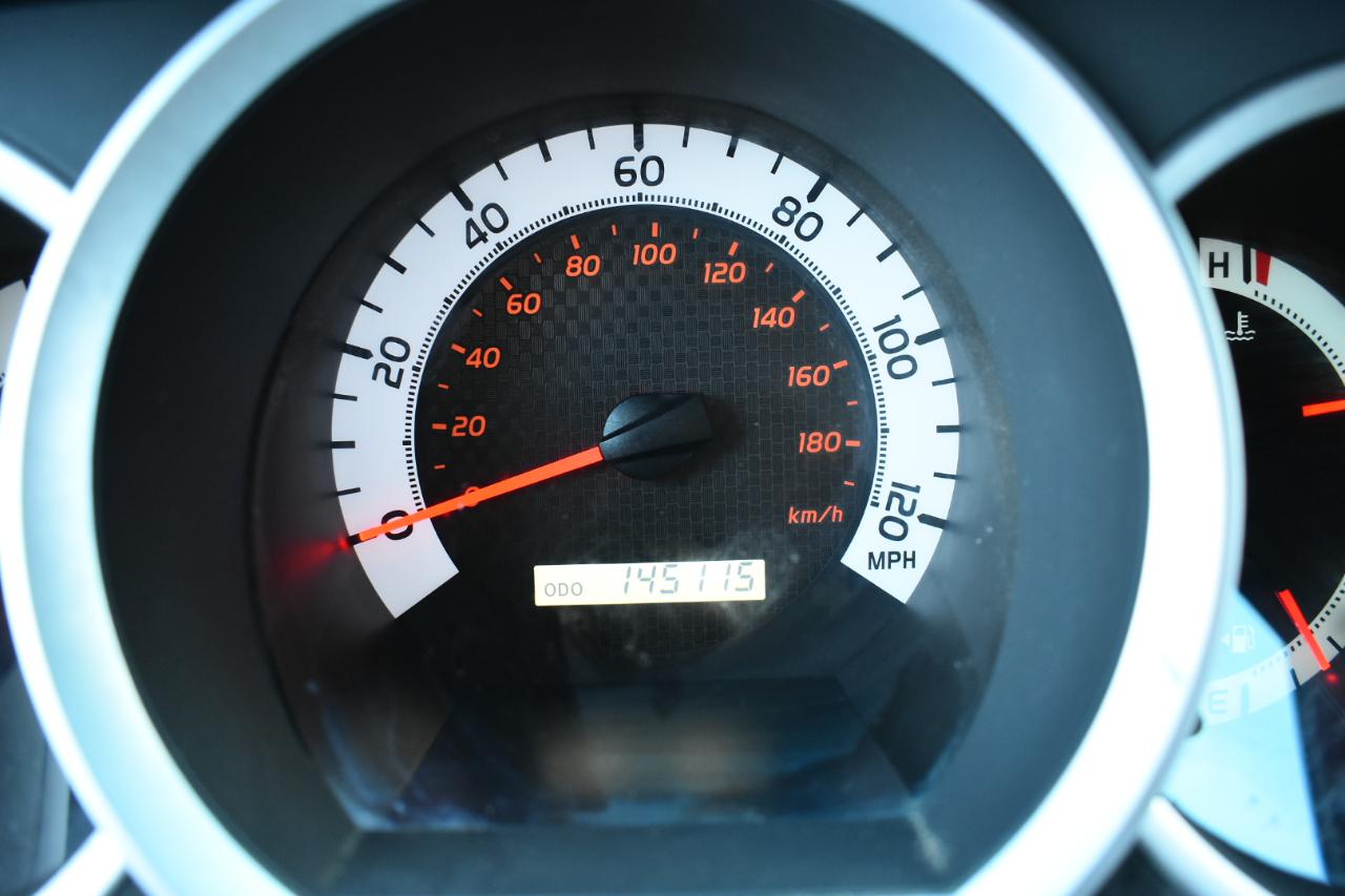 Toyota Tacoma 4WD Double Cab LB V6 AT (Natl) 2013