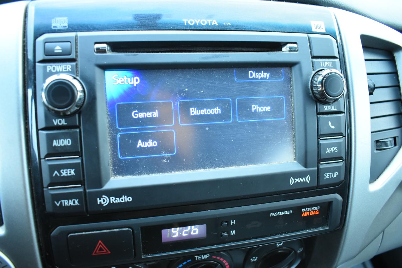 Toyota Tacoma 4WD Double Cab LB V6 AT (Natl) 2013