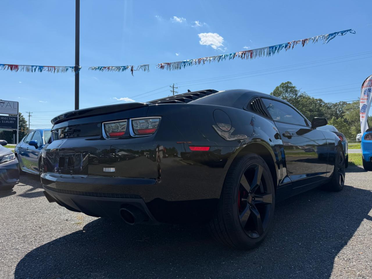 Chevrolet Camaro 2dr Cpe 2LS 2011