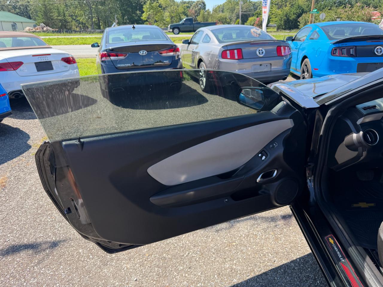 Chevrolet Camaro 2dr Cpe 2LS 2011