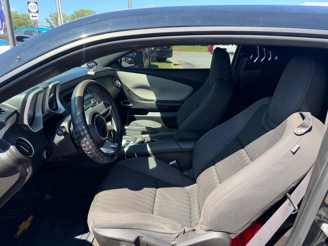 Chevrolet Camaro 2dr Cpe 2LS 2011