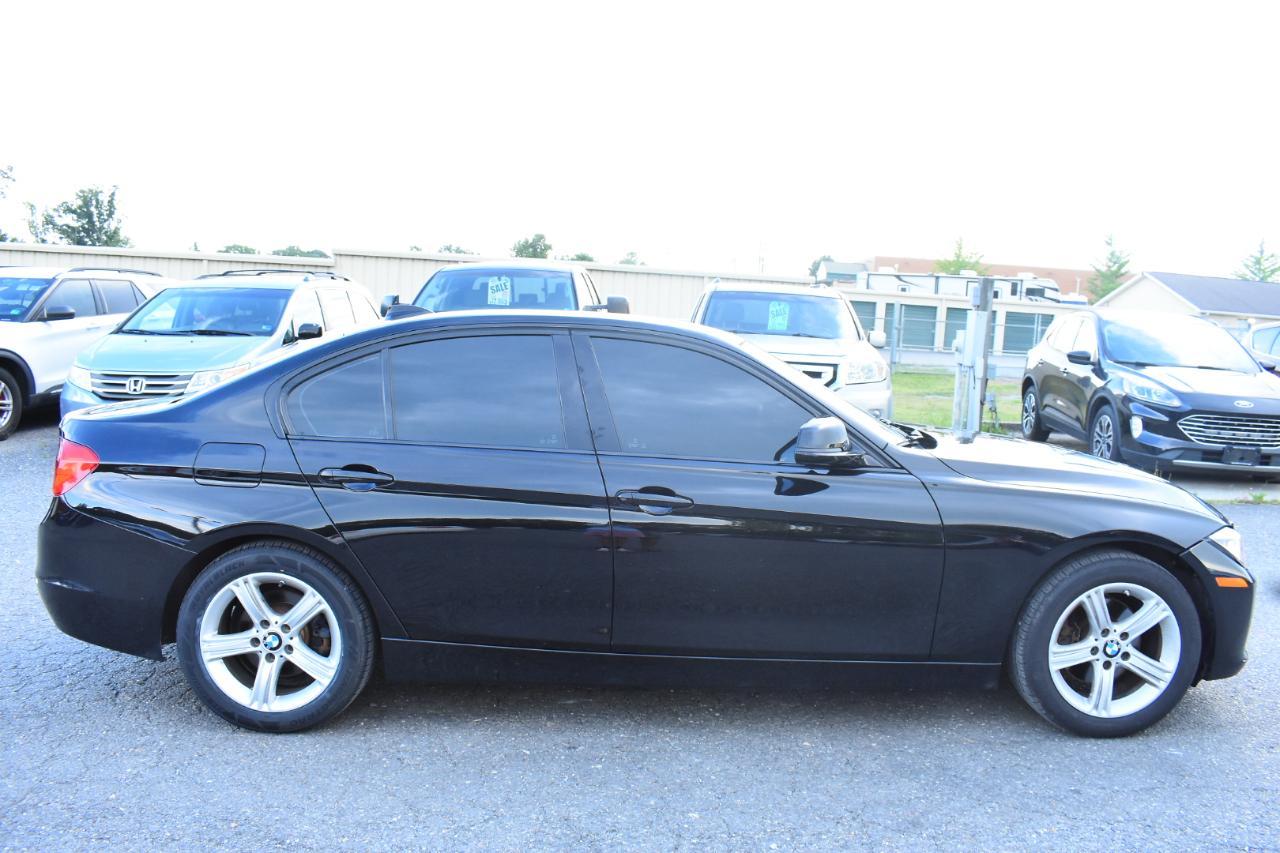 BMW 3 Series 4dr Sdn 328i RWD 2015