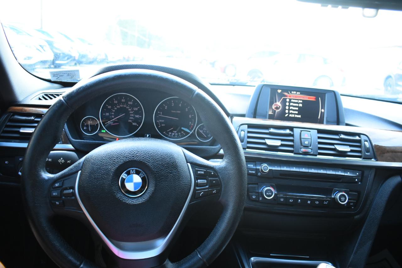 BMW 3 Series 4dr Sdn 328i RWD 2015