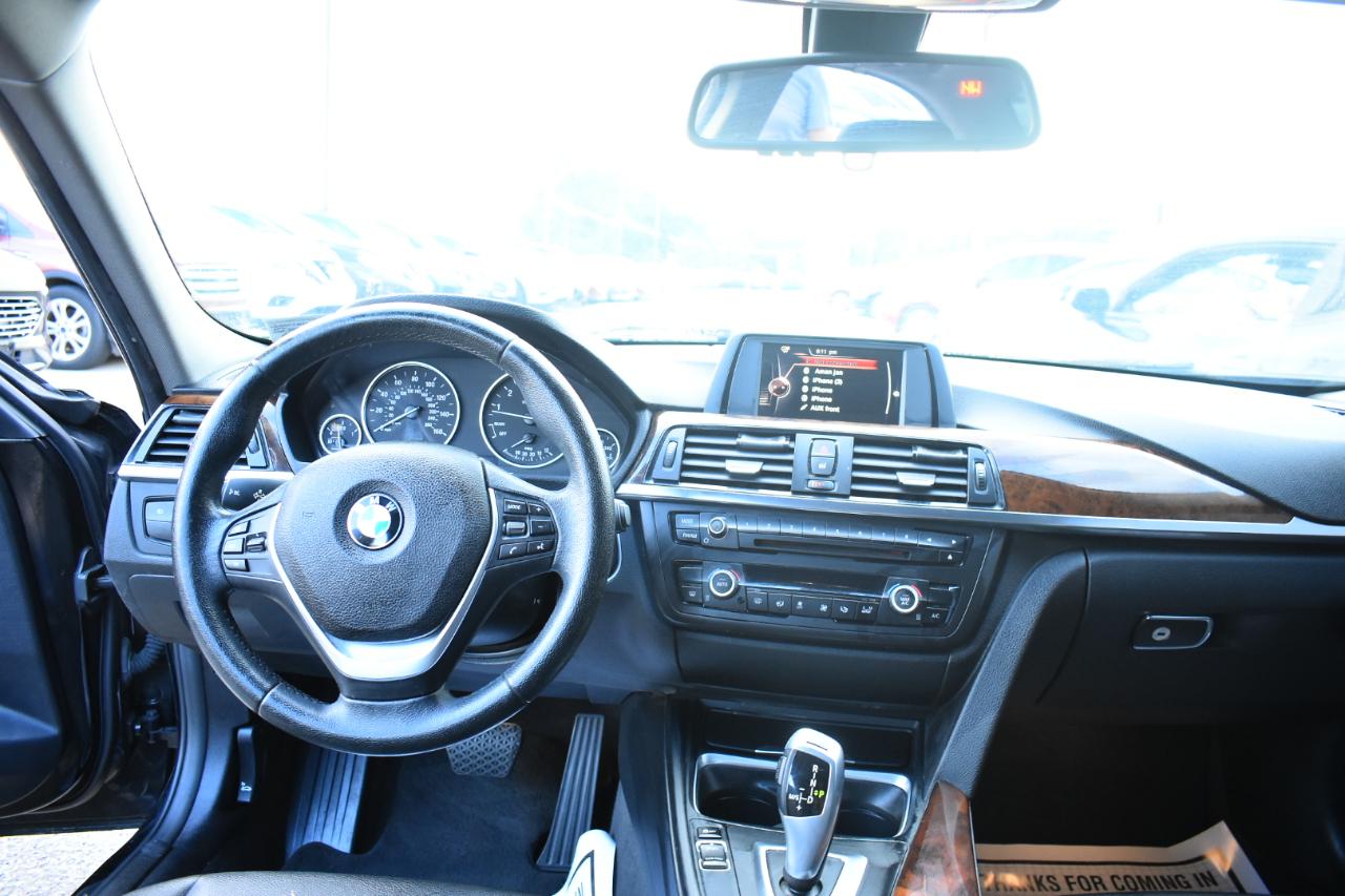 BMW 3 Series 4dr Sdn 328i RWD 2015