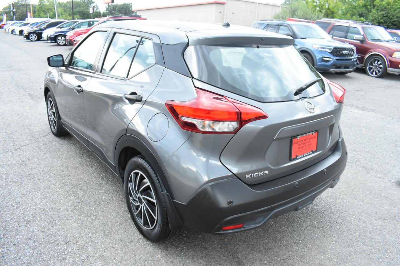Nissan Kicks S FWD 2020