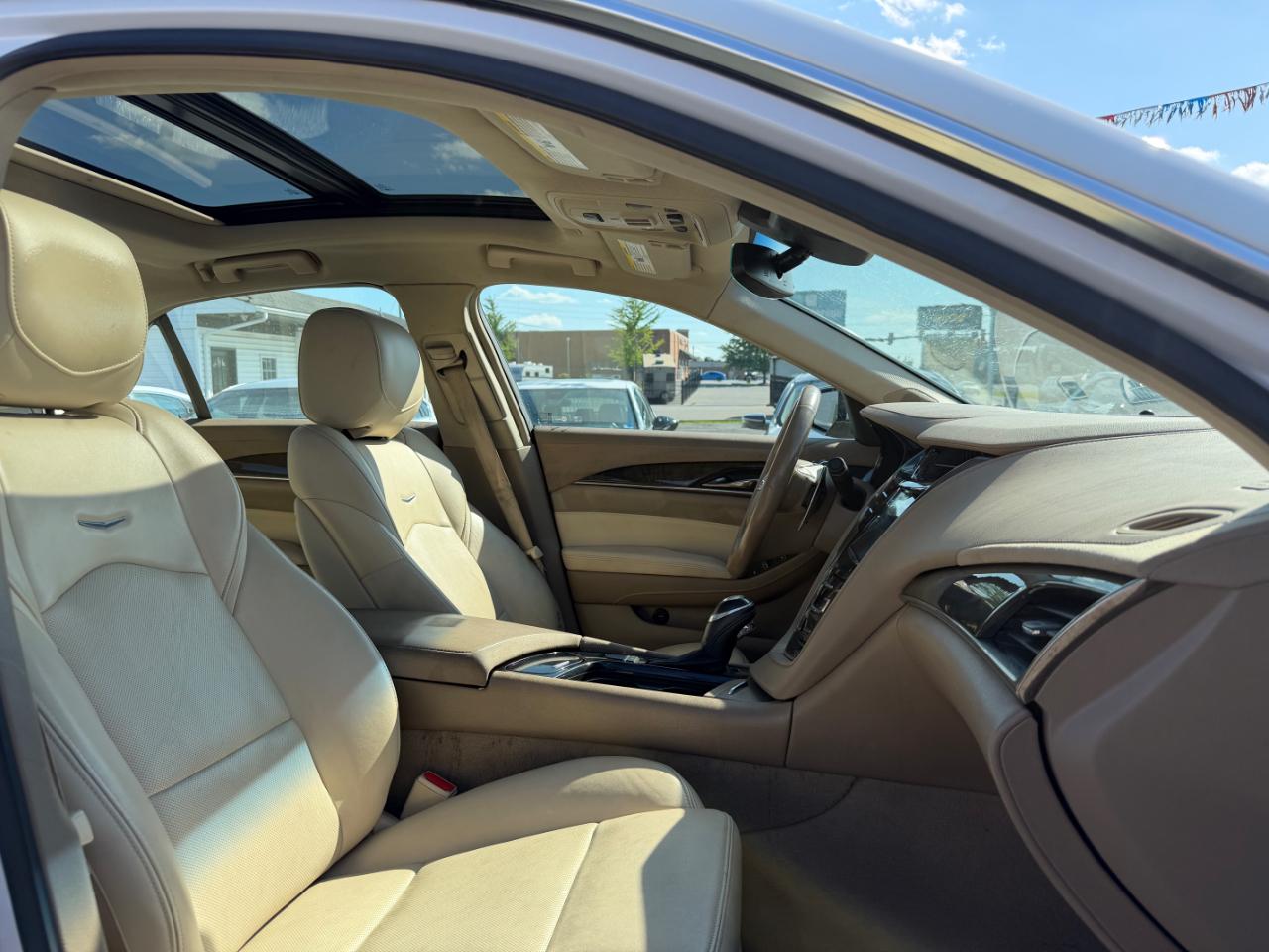 Cadillac CTS Sedan 4dr Sdn 3.6L Luxury Collection AWD 2016