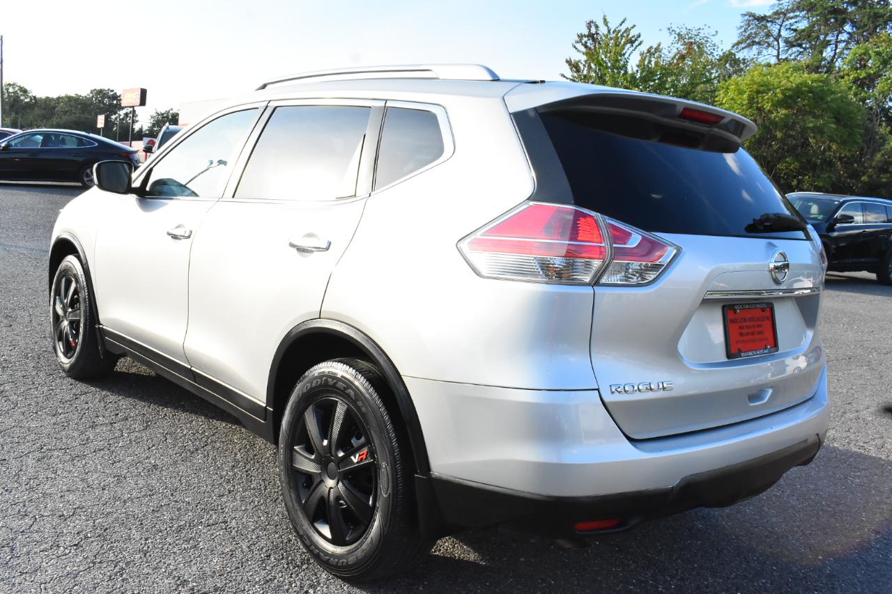 Nissan Rogue FWD 4dr S 2016