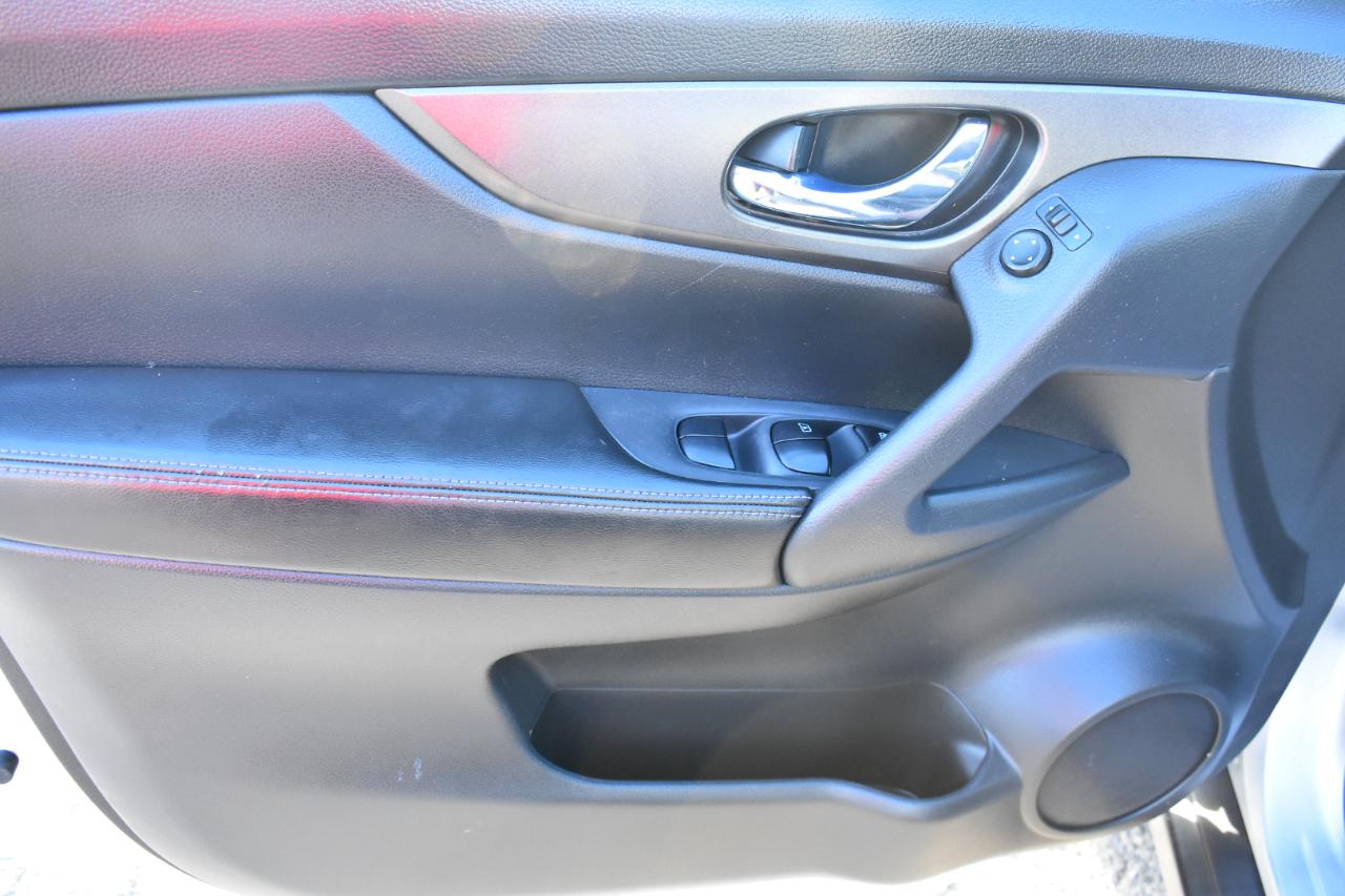 Nissan Rogue FWD 4dr S 2016