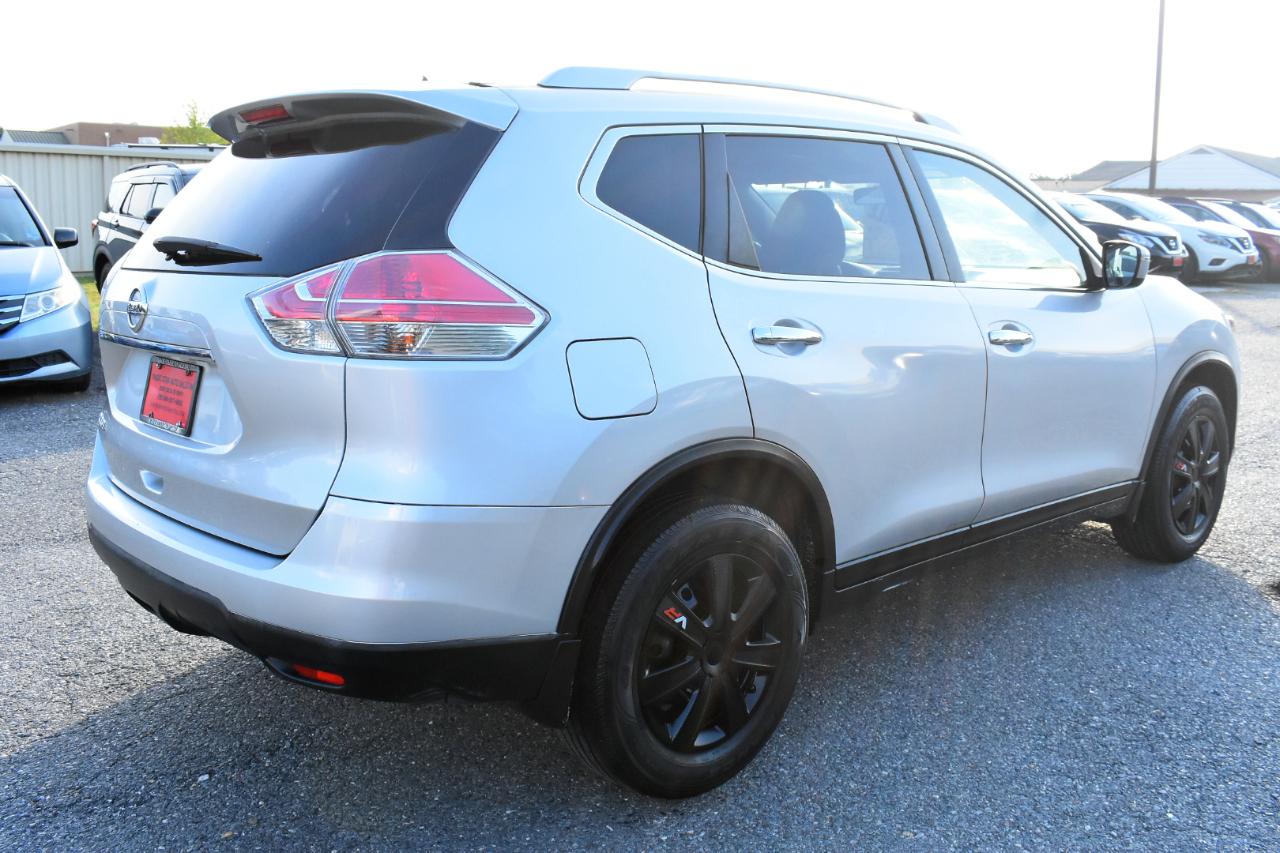 Nissan Rogue FWD 4dr S 2016