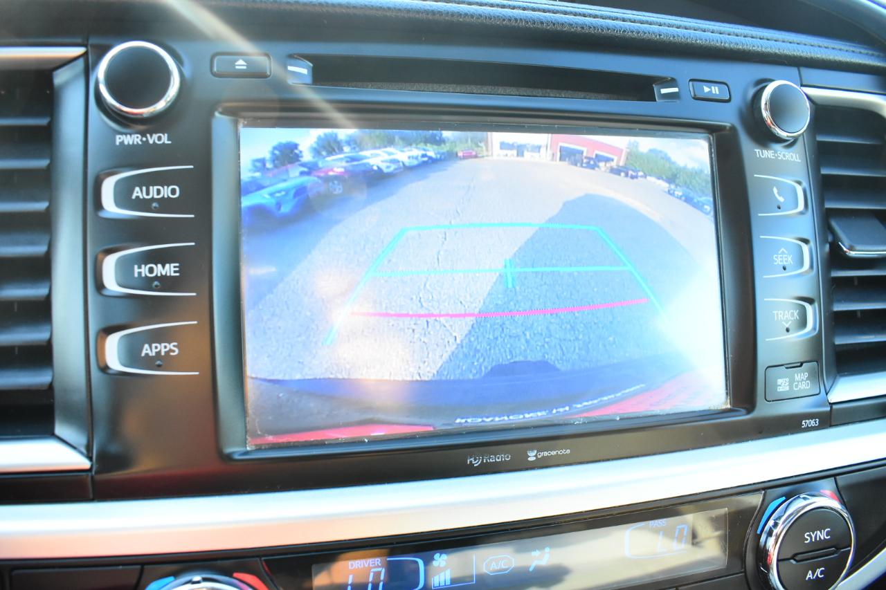 Toyota Highlander FWD 4dr V6 XLE (Natl) 2015