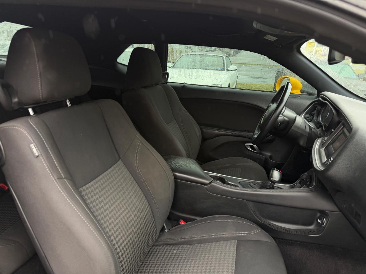 Dodge Challenger R/T Coupe 2017