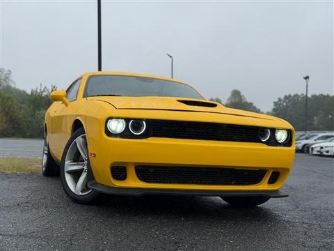 2017 Dodge Challenger R/T Coupe
