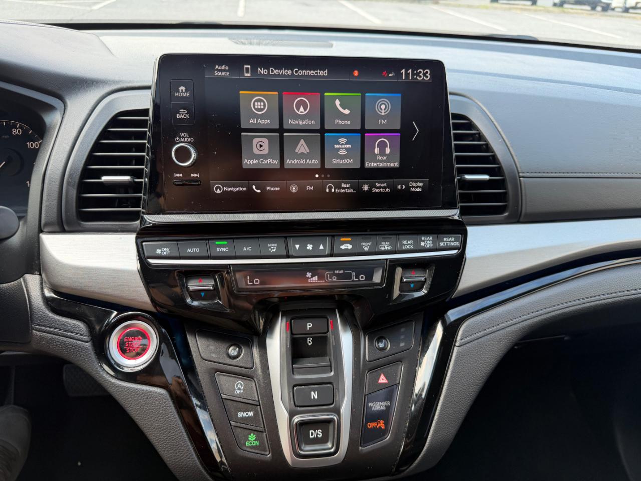 Honda Odyssey Touring Auto 2025