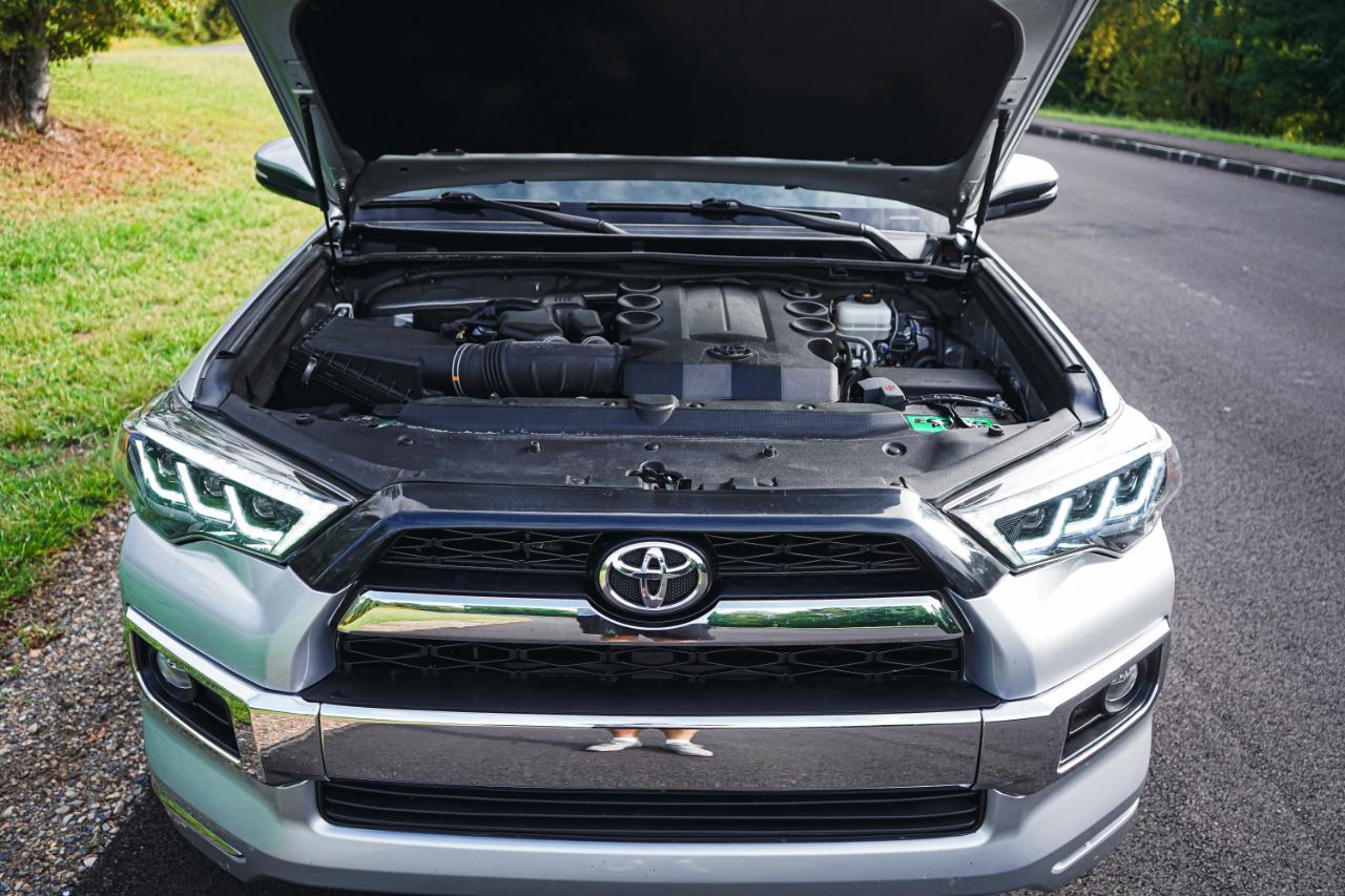 Toyota 4Runner TRD Off Road Premium 4WD (Natl) 2017