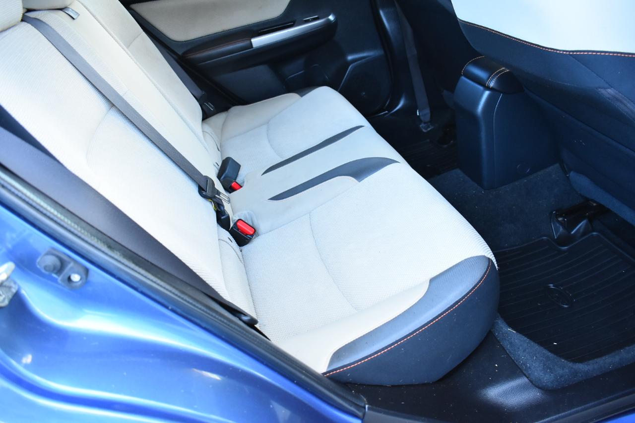 Subaru Crosstrek 5dr CVT 2.0i Premium 2016