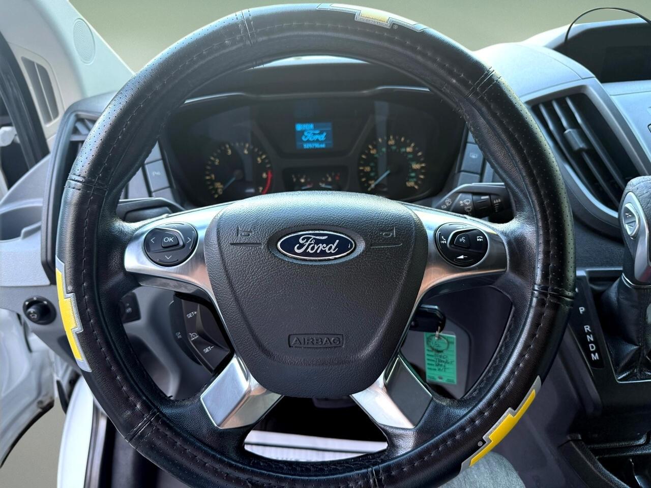 2016 Ford Transit XLT - Photo 11