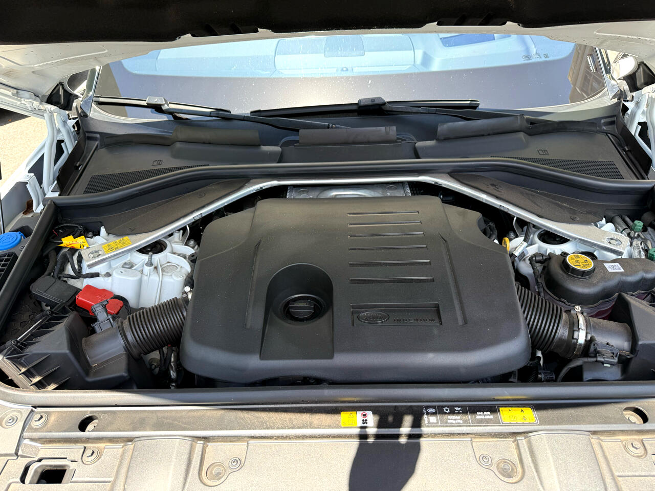 2023 Land Rover Range Rover SE photo 33