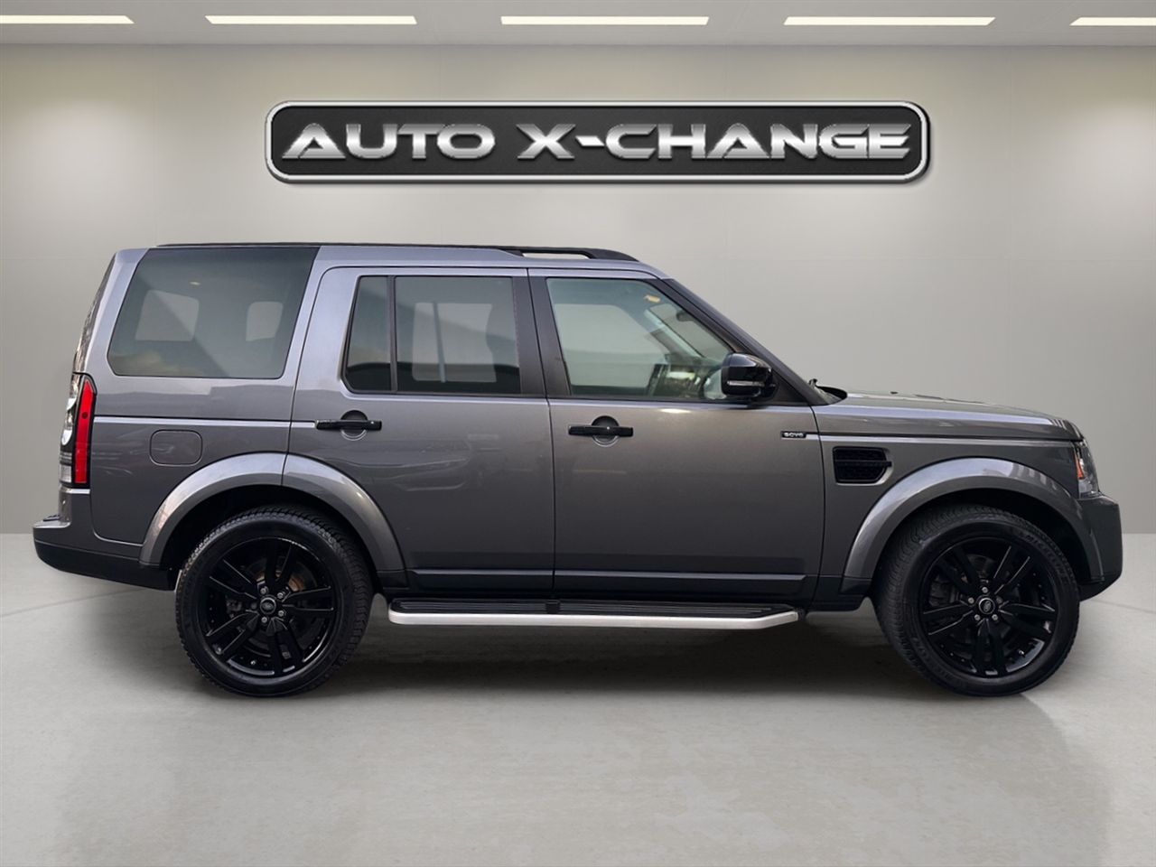 2016 Land Rover LR4 Base photo 3