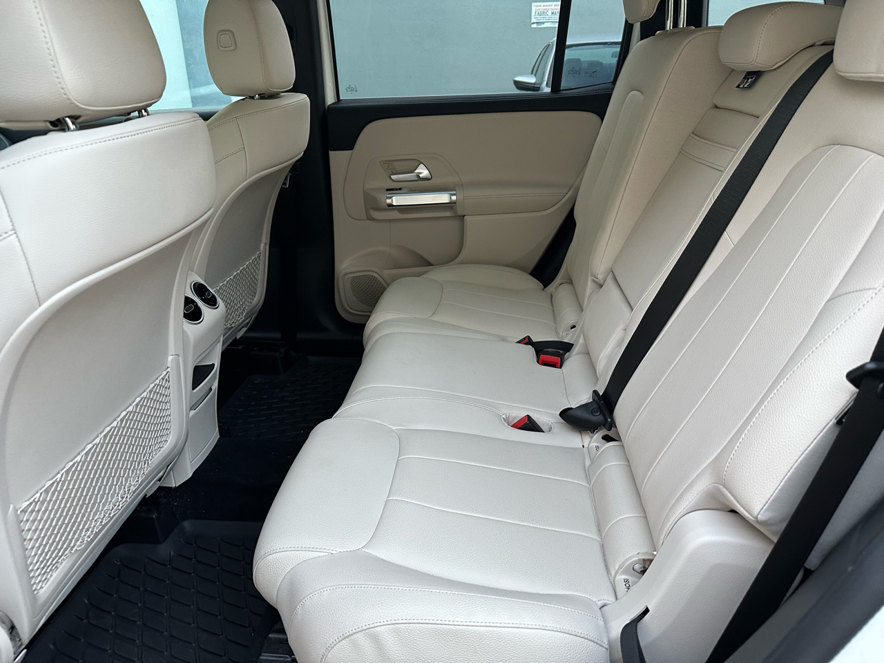 2022 Mercedes Benz GLB 250 photo 10