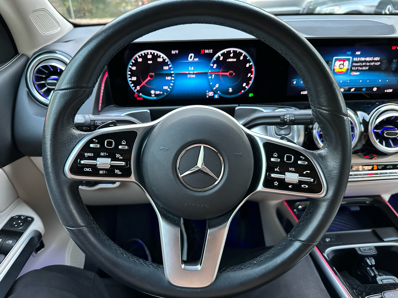 2022 Mercedes Benz GLB 250 photo 16