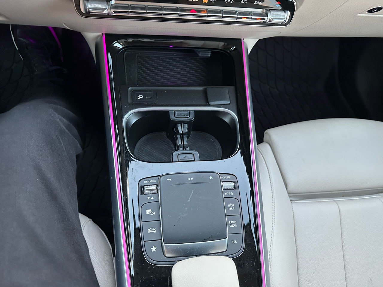 2022 Mercedes Benz GLB 250 photo 20