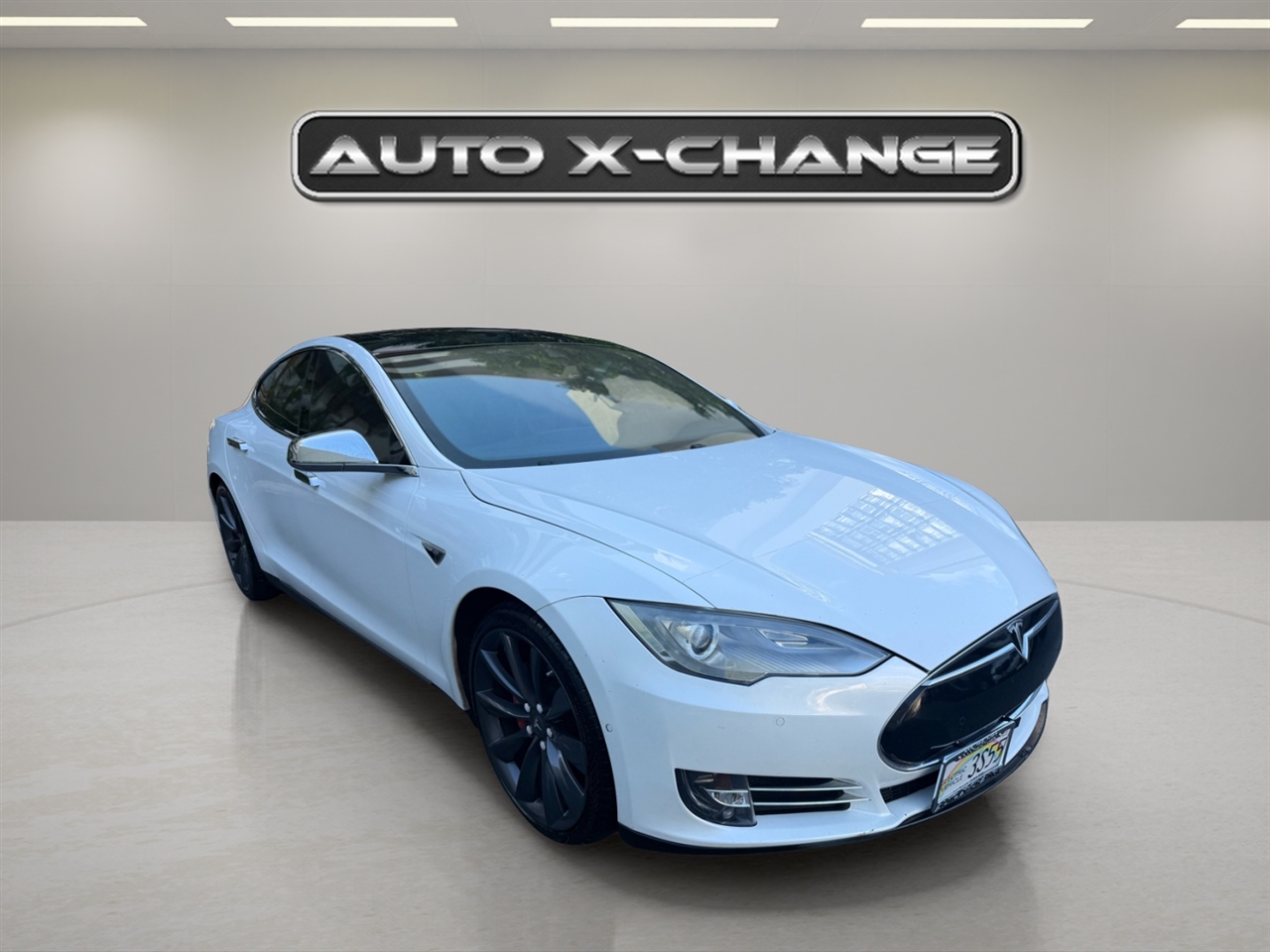 2015 Tesla Model S AWD P90D photo 6