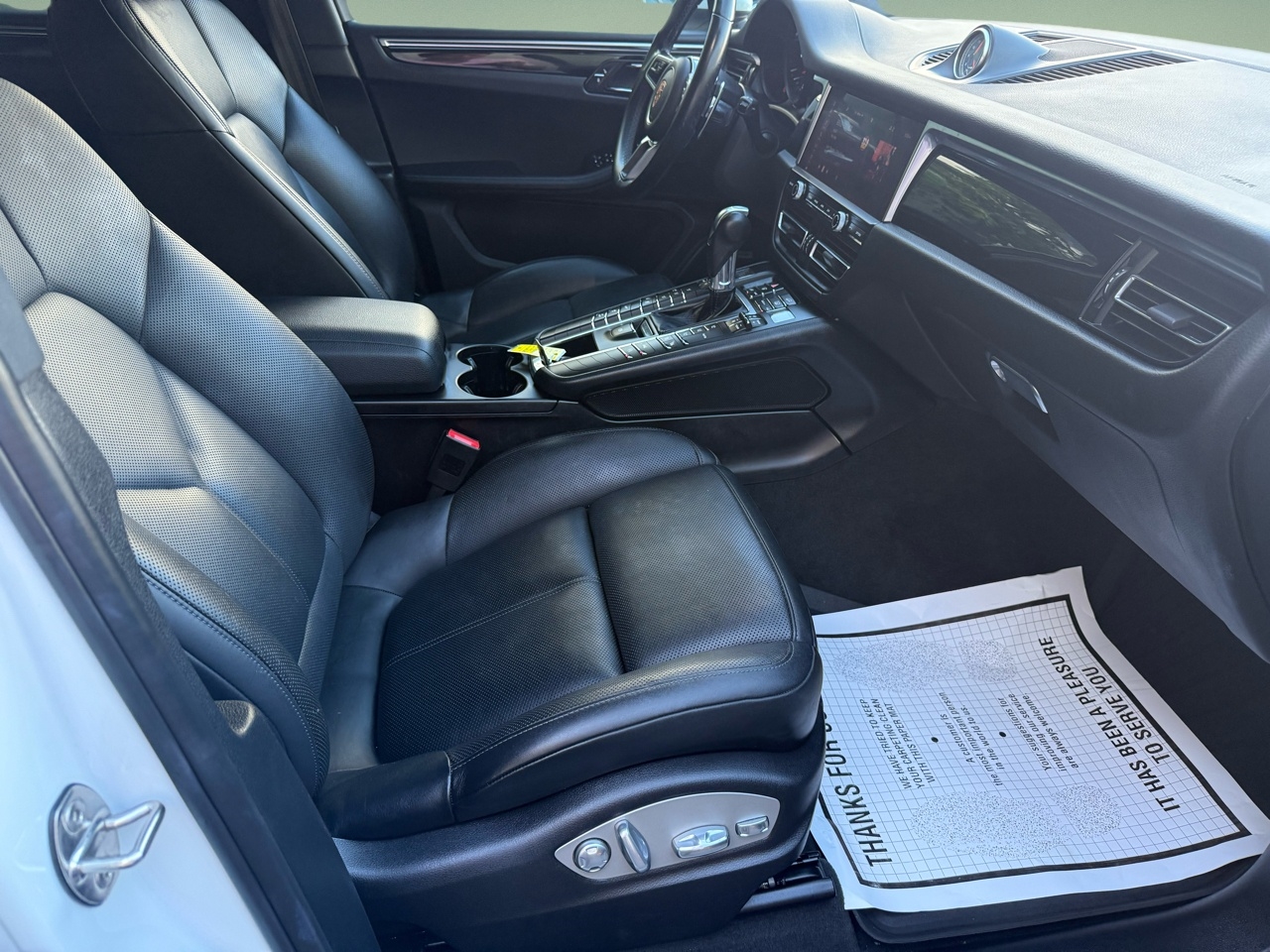 2019 Porsche Macan photo 27