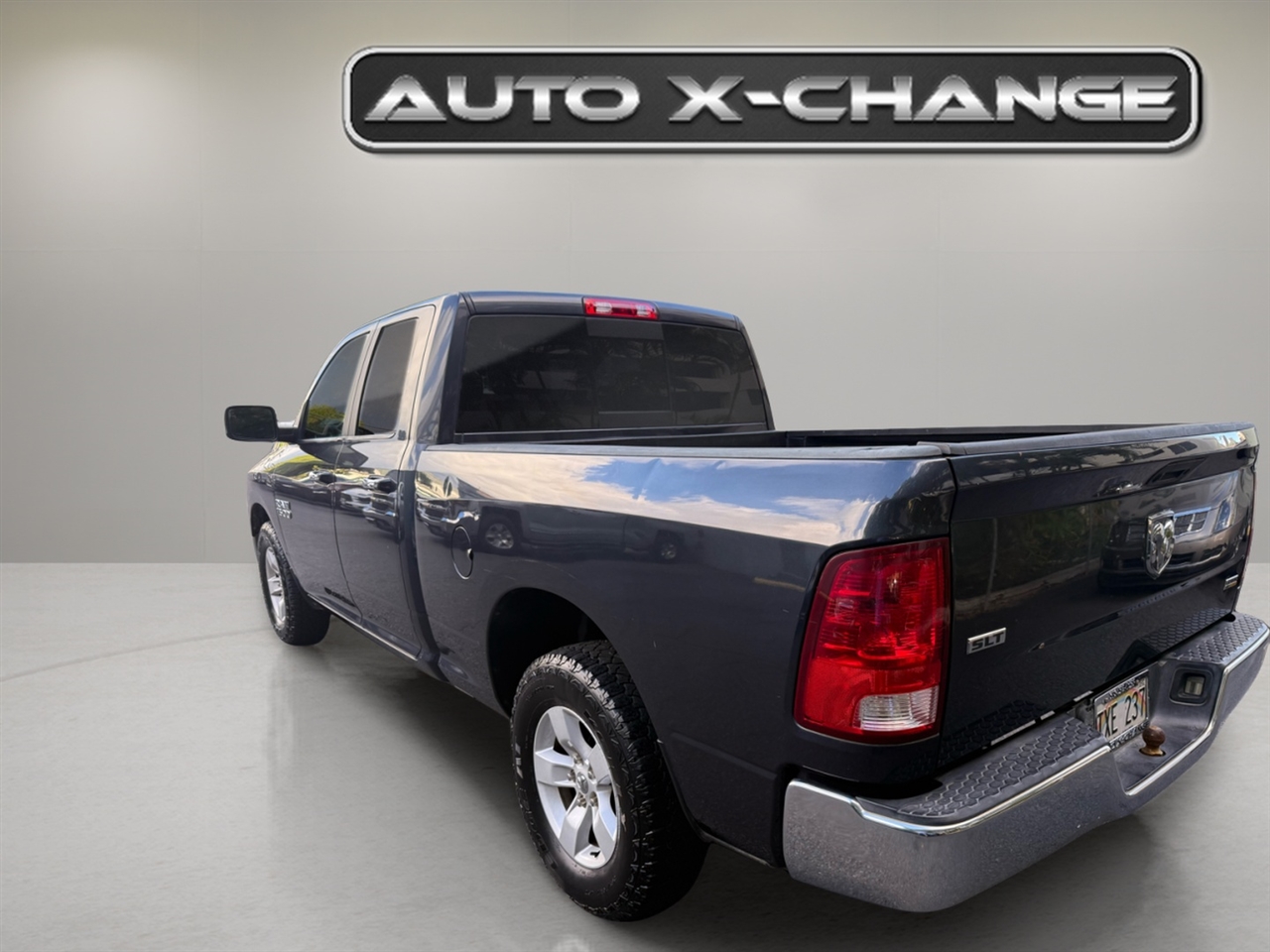 2018 Ram 1500 SLT photo 4