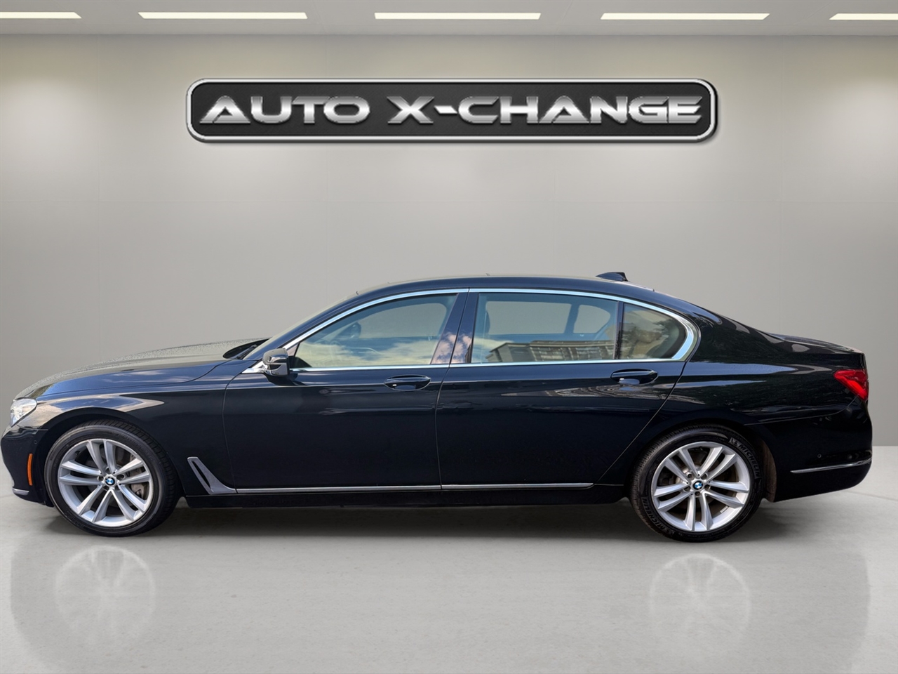 BMW 7 Series 4dr Sdn 750i xDrive AWD 2016 BMW 7 Series 4dr Sdn 750i xDrive AWD 2016