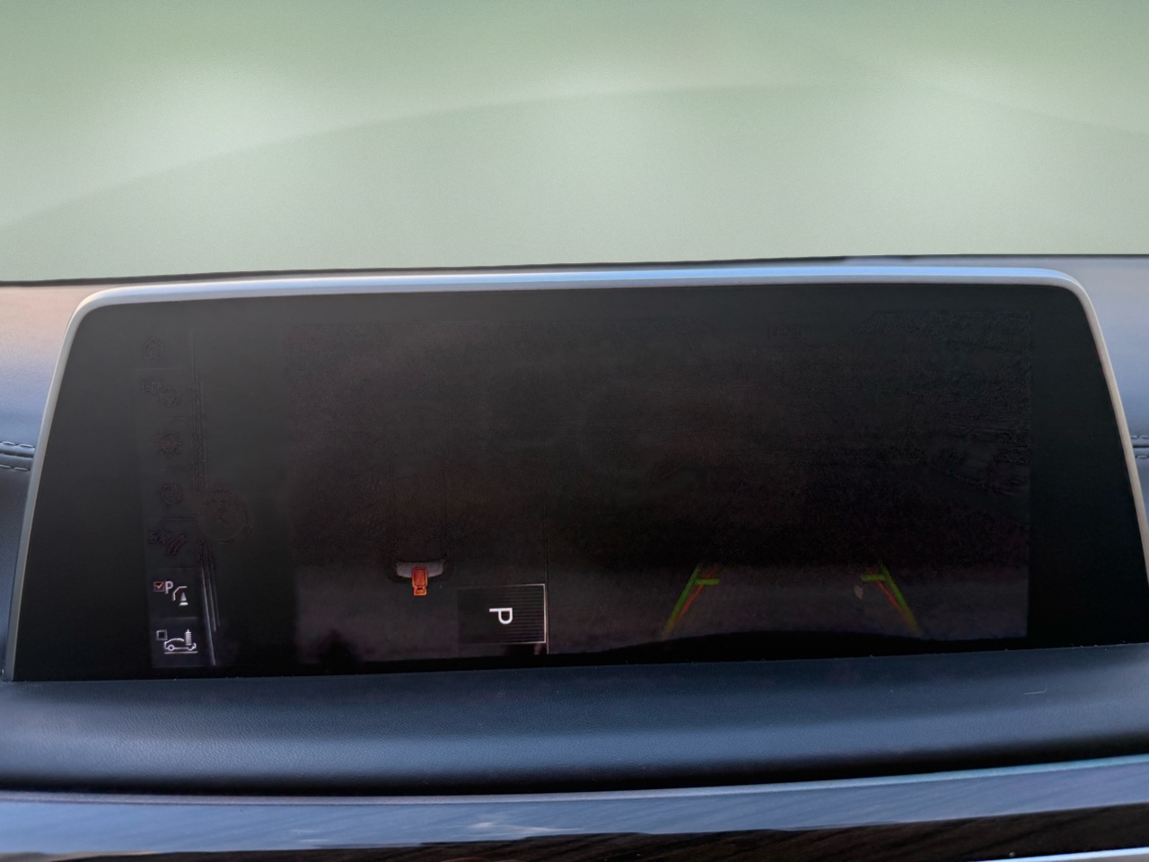 BMW 7 Series 4dr Sdn 750i xDrive AWD 2016 BMW 7 Series 4dr Sdn 750i xDrive AWD 2016