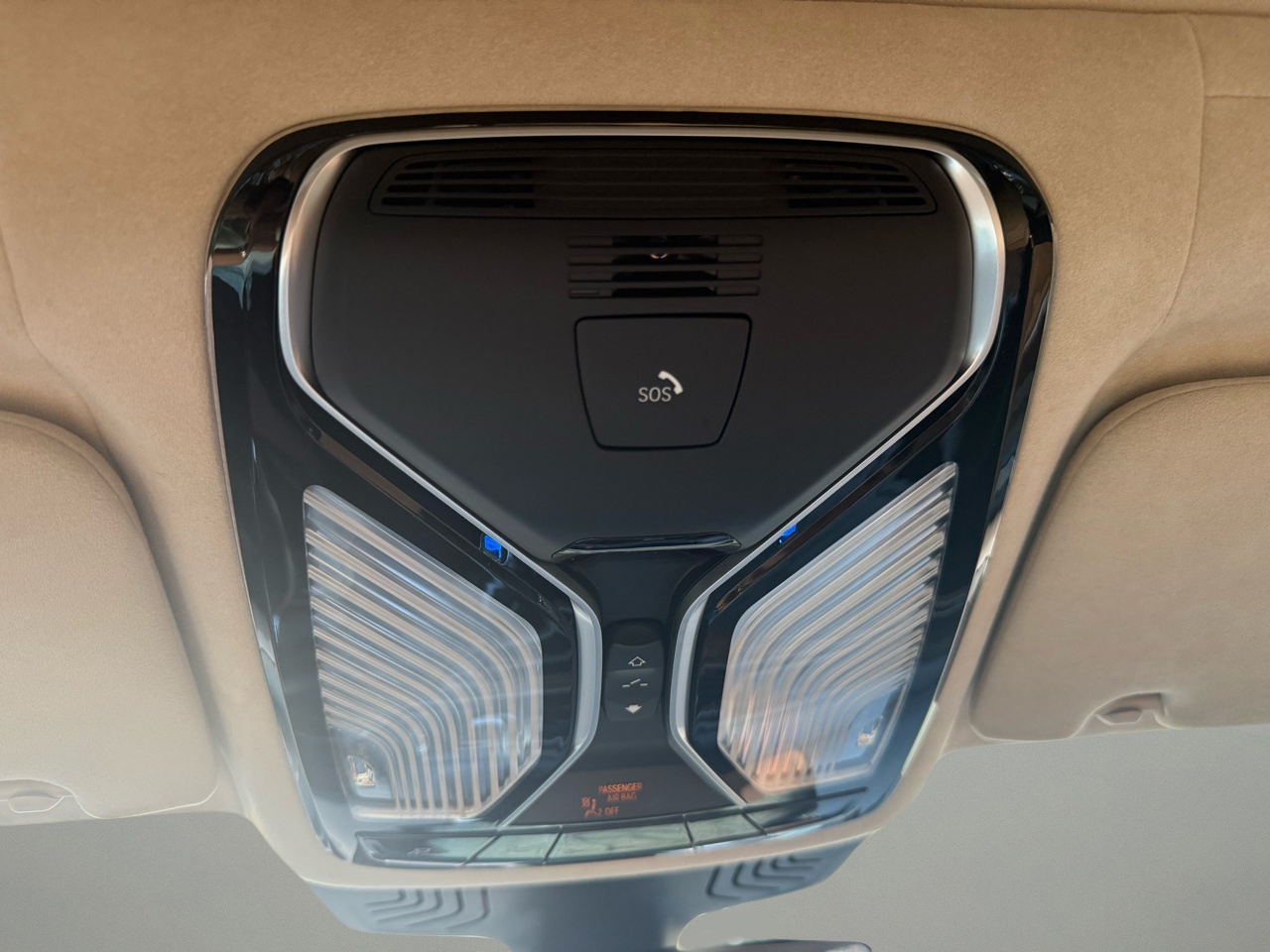 BMW 7 Series 4dr Sdn 750i xDrive AWD 2016 BMW 7 Series 4dr Sdn 750i xDrive AWD 2016