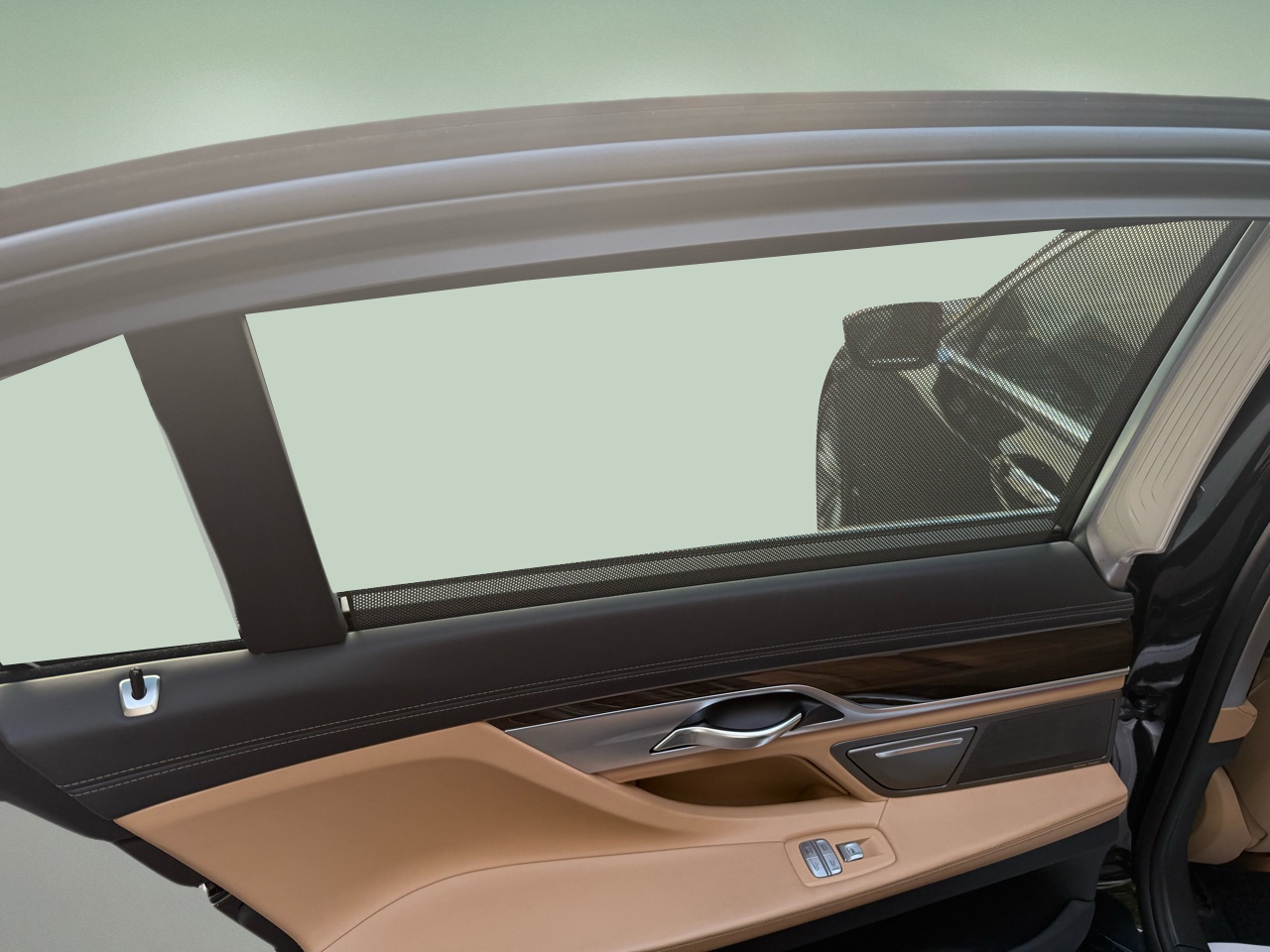 BMW 7 Series 4dr Sdn 750i xDrive AWD 2016 BMW 7 Series 4dr Sdn 750i xDrive AWD 2016