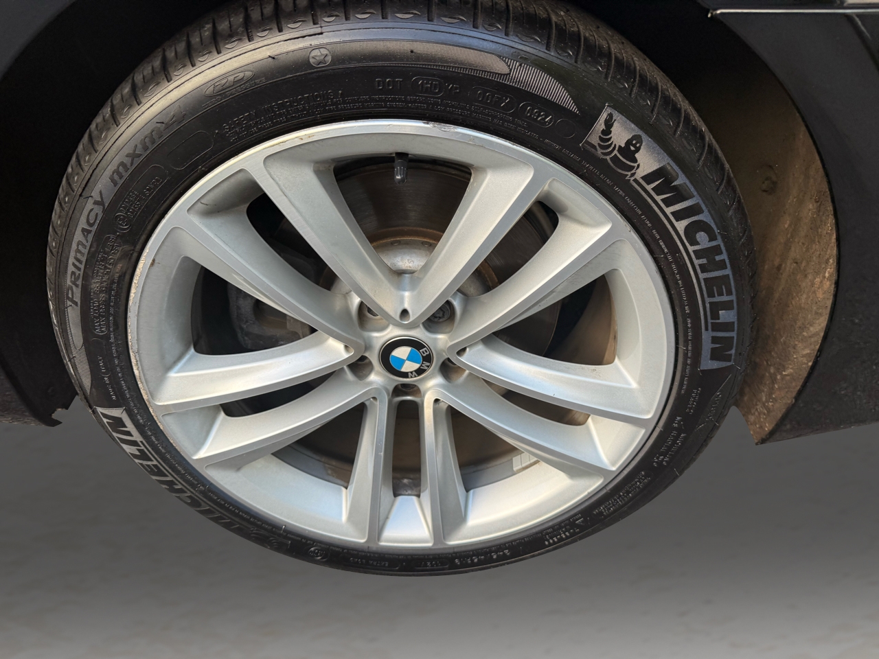 BMW 7 Series 4dr Sdn 750i xDrive AWD 2016 BMW 7 Series 4dr Sdn 750i xDrive AWD 2016