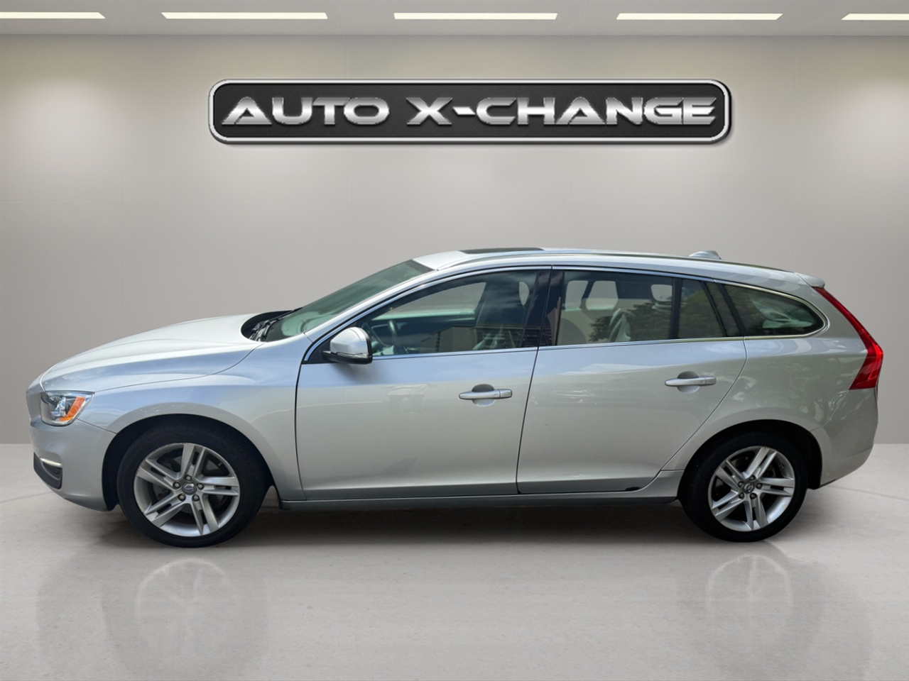 Volvo V60 4dr Wgn T5 Drive-E Premier FWD 2015 Volvo V60 4dr Wgn T5 Drive-E Premier FWD 2015