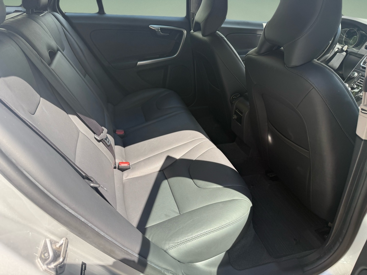 Volvo V60 4dr Wgn T5 Drive-E Premier FWD 2015 Volvo V60 4dr Wgn T5 Drive-E Premier FWD 2015