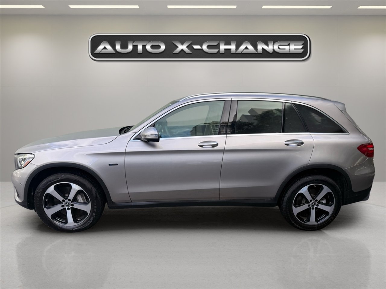 Mercedes-Benz GLC GLC 350e 4MATIC SUV 2019 Mercedes-Benz GLC GLC 350e 4MATIC SUV 2019