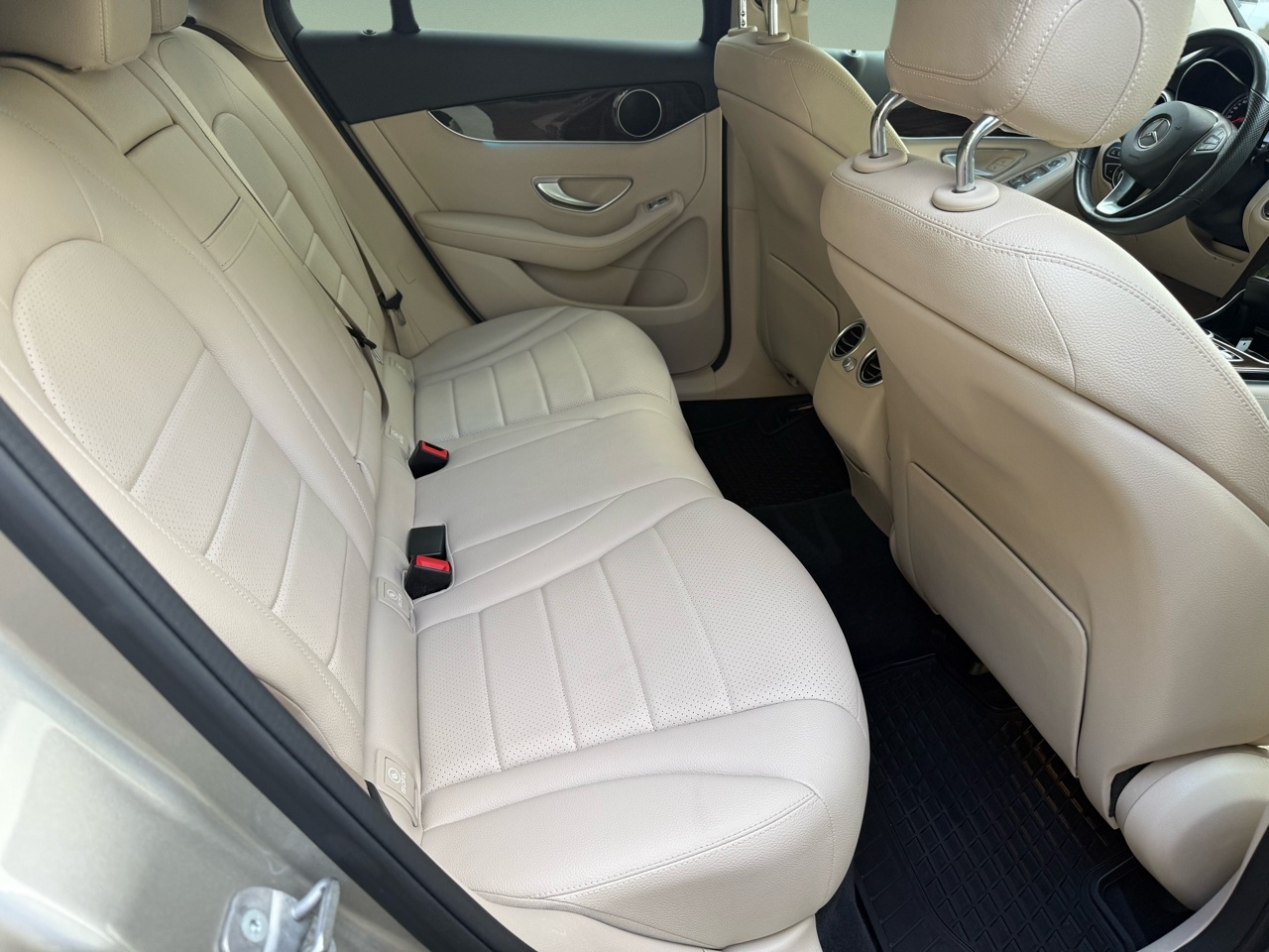 Mercedes-Benz GLC GLC 350e 4MATIC SUV 2019 Mercedes-Benz GLC GLC 350e 4MATIC SUV 2019