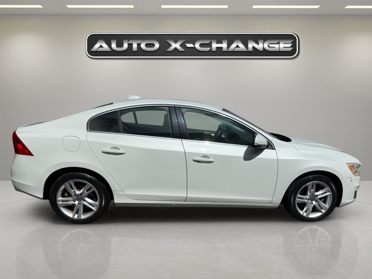 Volvo S60 2015.5 4dr Sdn T5 Drive-E Premier FWD 2015 Volvo S60 2015.5 4dr Sdn T5 Drive-E Premier FWD 2015