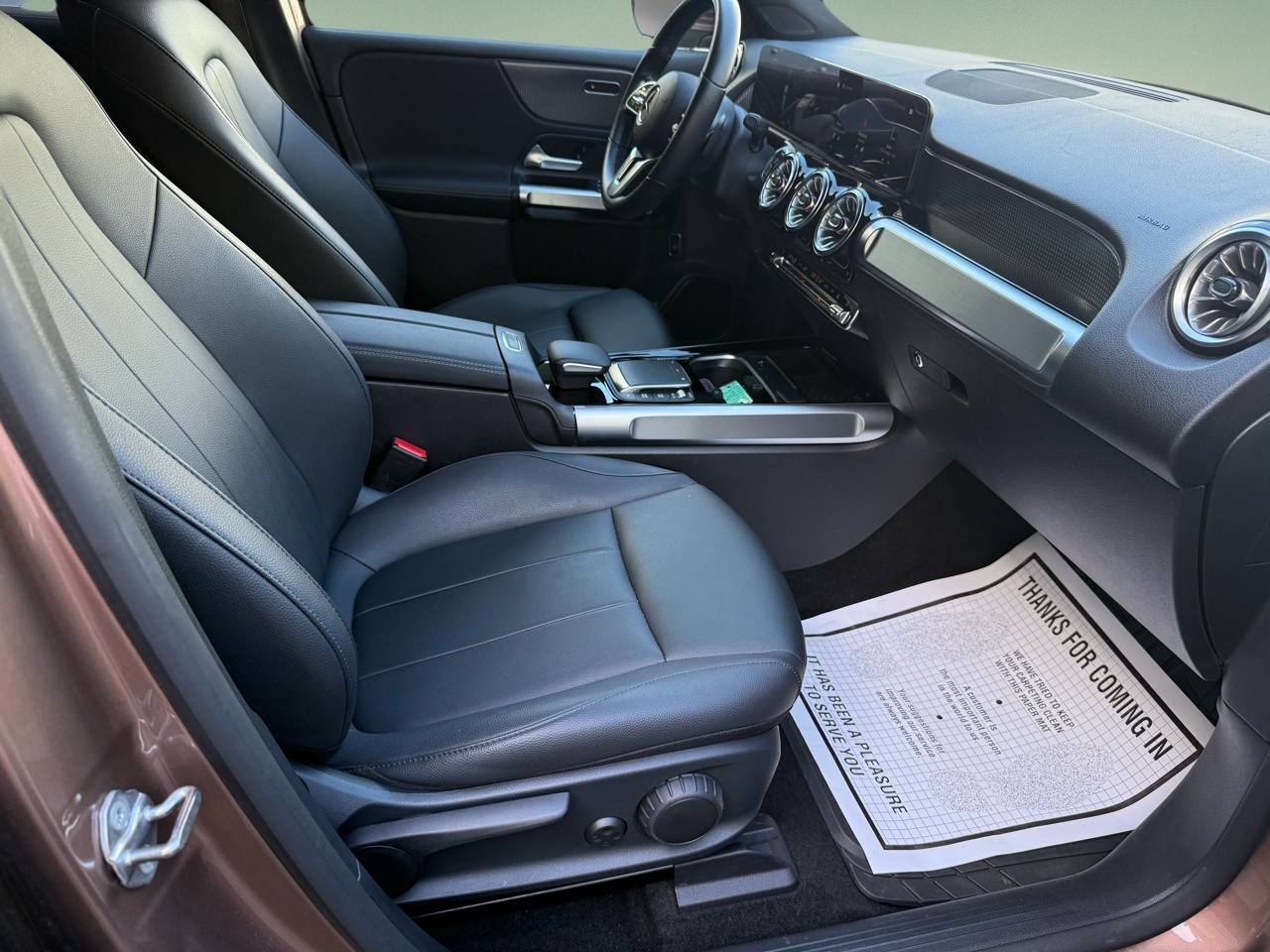 Mercedes-Benz EQB EQB 300 4MATIC SUV 2022 Mercedes-Benz EQB EQB 300 4MATIC SUV 2022