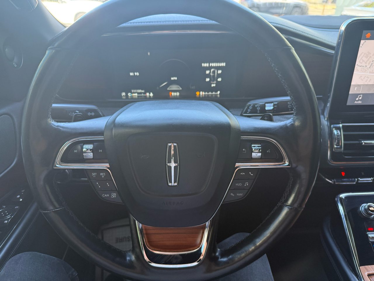 Lincoln Navigator L Black Label 4D SUV 4WD 2019 Lincoln Navigator L Black Label 4D SUV 4WD 2019