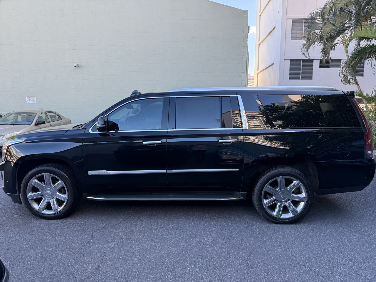 Cadillac Escalade ESV 4WD 4dr Luxury 2018 Cadillac Escalade ESV 4WD 4dr Luxury 2018