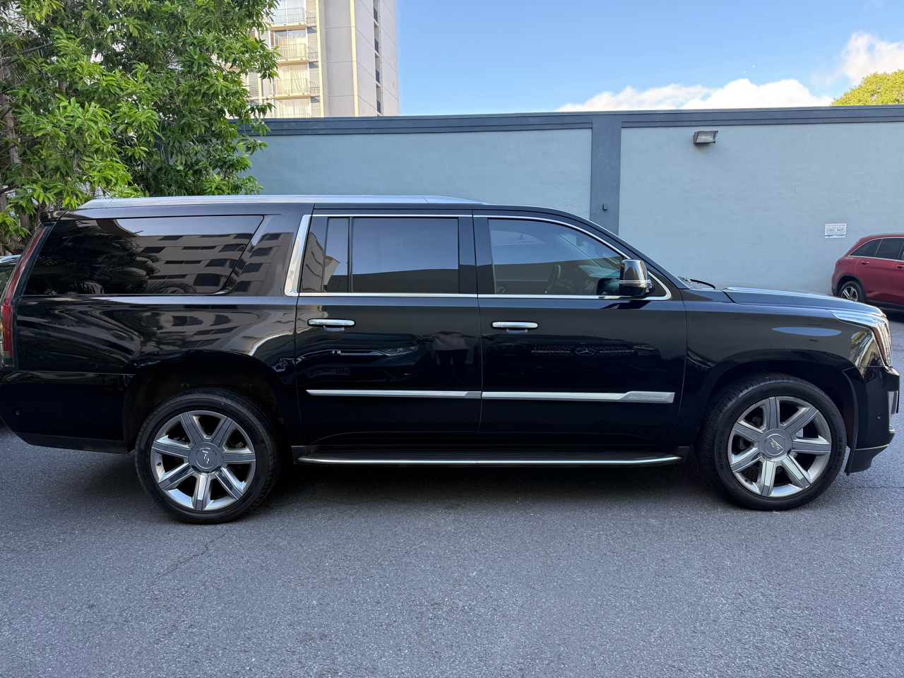 Cadillac Escalade ESV 4WD 4dr Luxury 2018 Cadillac Escalade ESV 4WD 4dr Luxury 2018