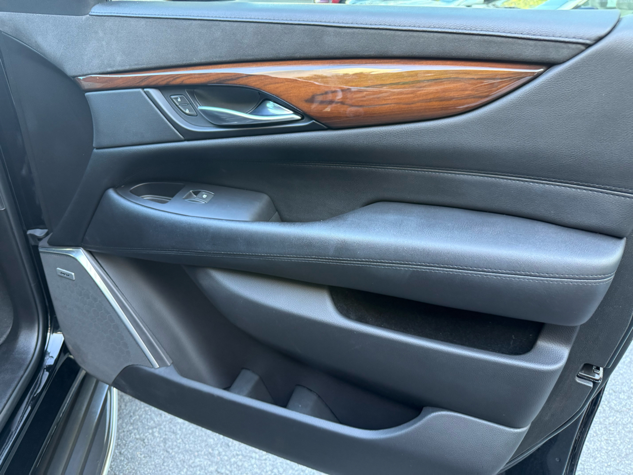 Cadillac Escalade ESV 4WD 4dr Luxury 2018 Cadillac Escalade ESV 4WD 4dr Luxury 2018