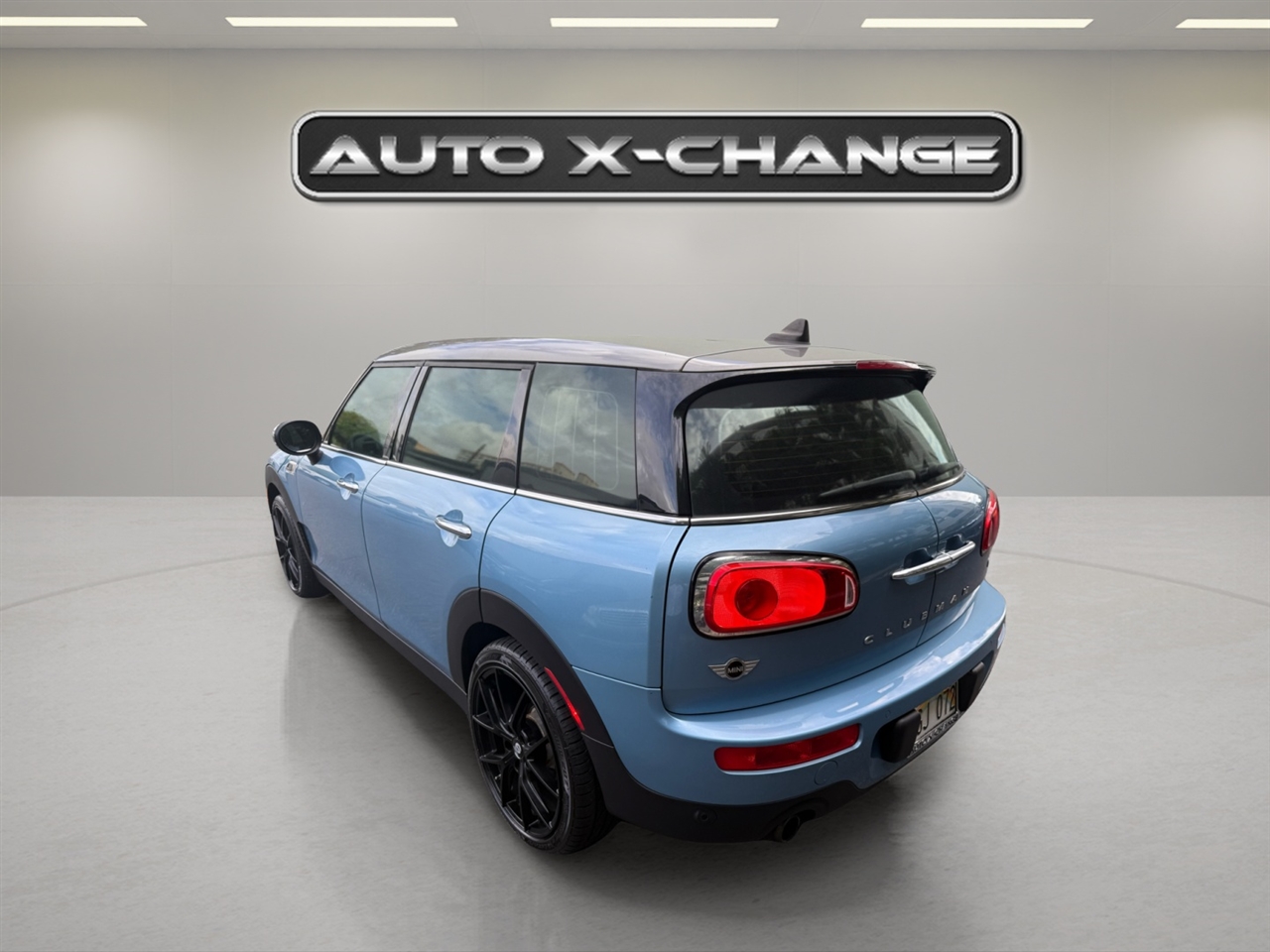 2018 Mini Clubman Base photo 2
