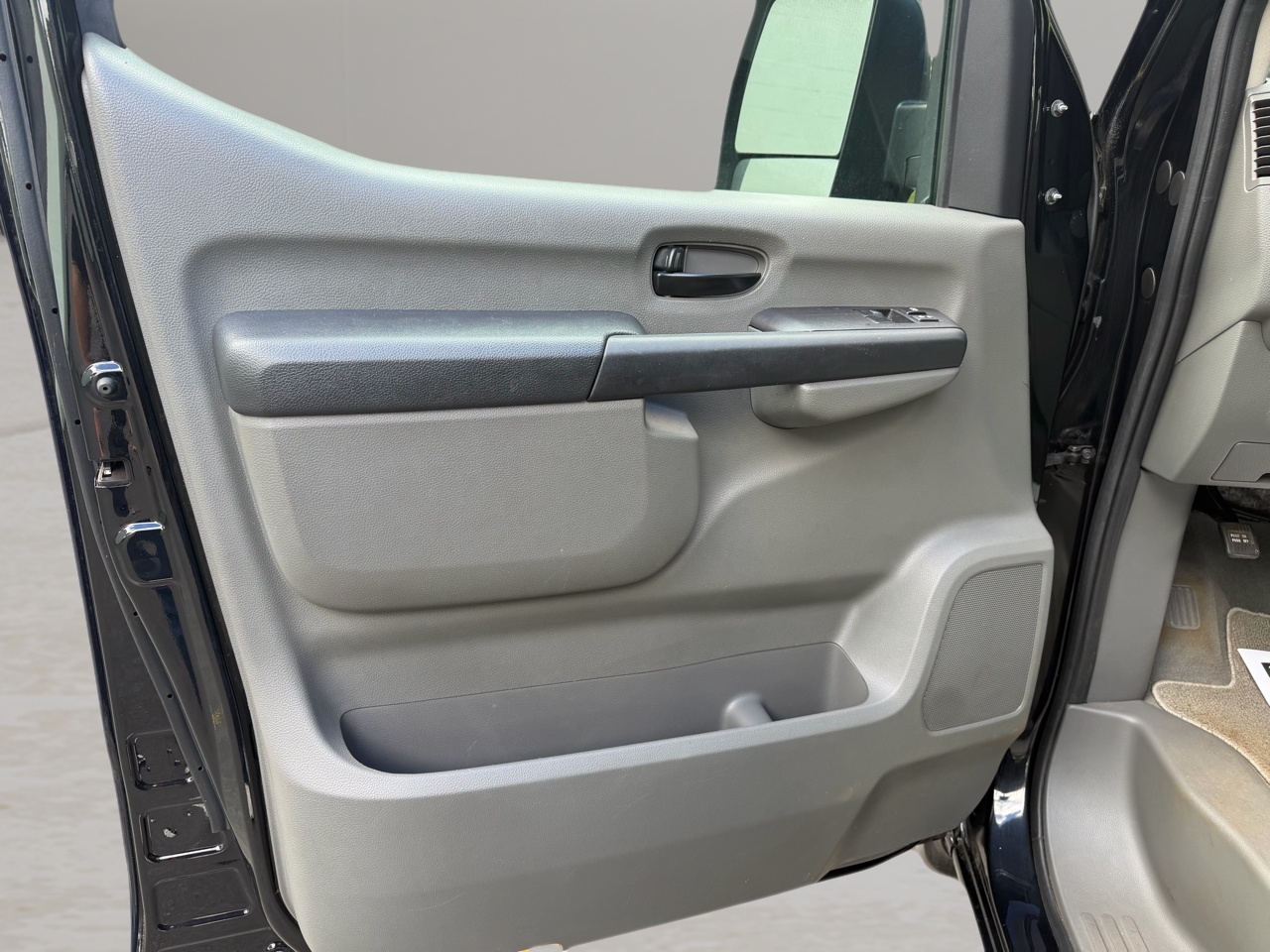 Nissan NV Passenger NV3500 HD SV V6 2019