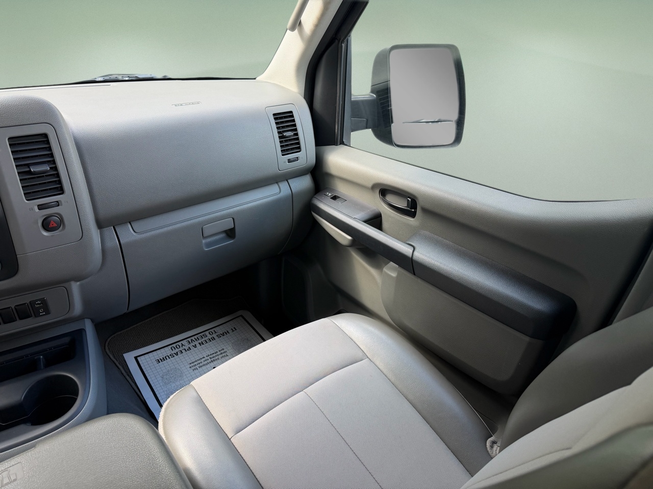 Nissan NV Passenger NV3500 HD SV V6 2019