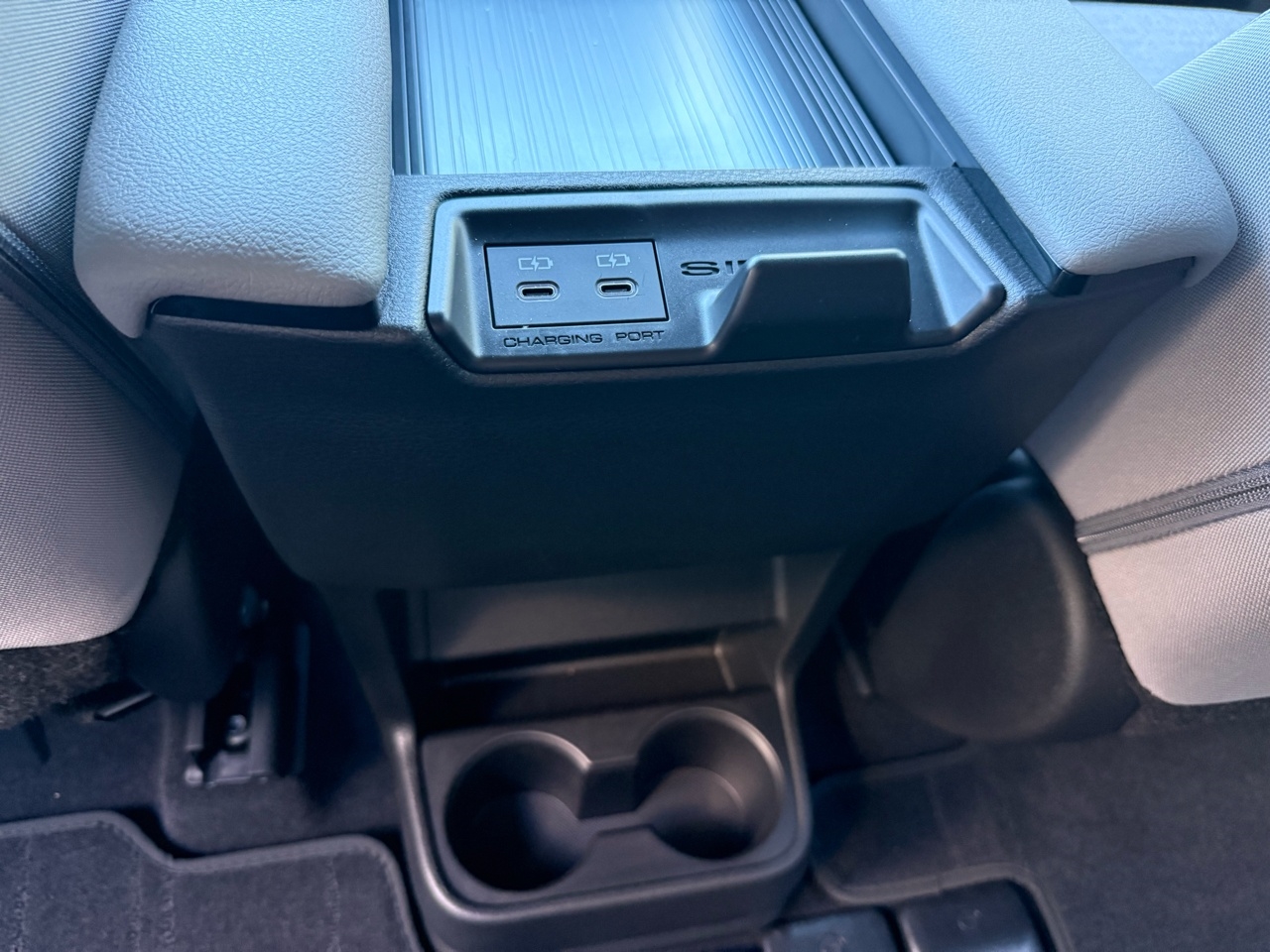 Toyota Sienna LE FWD 8-Passenger (Natl) 2025