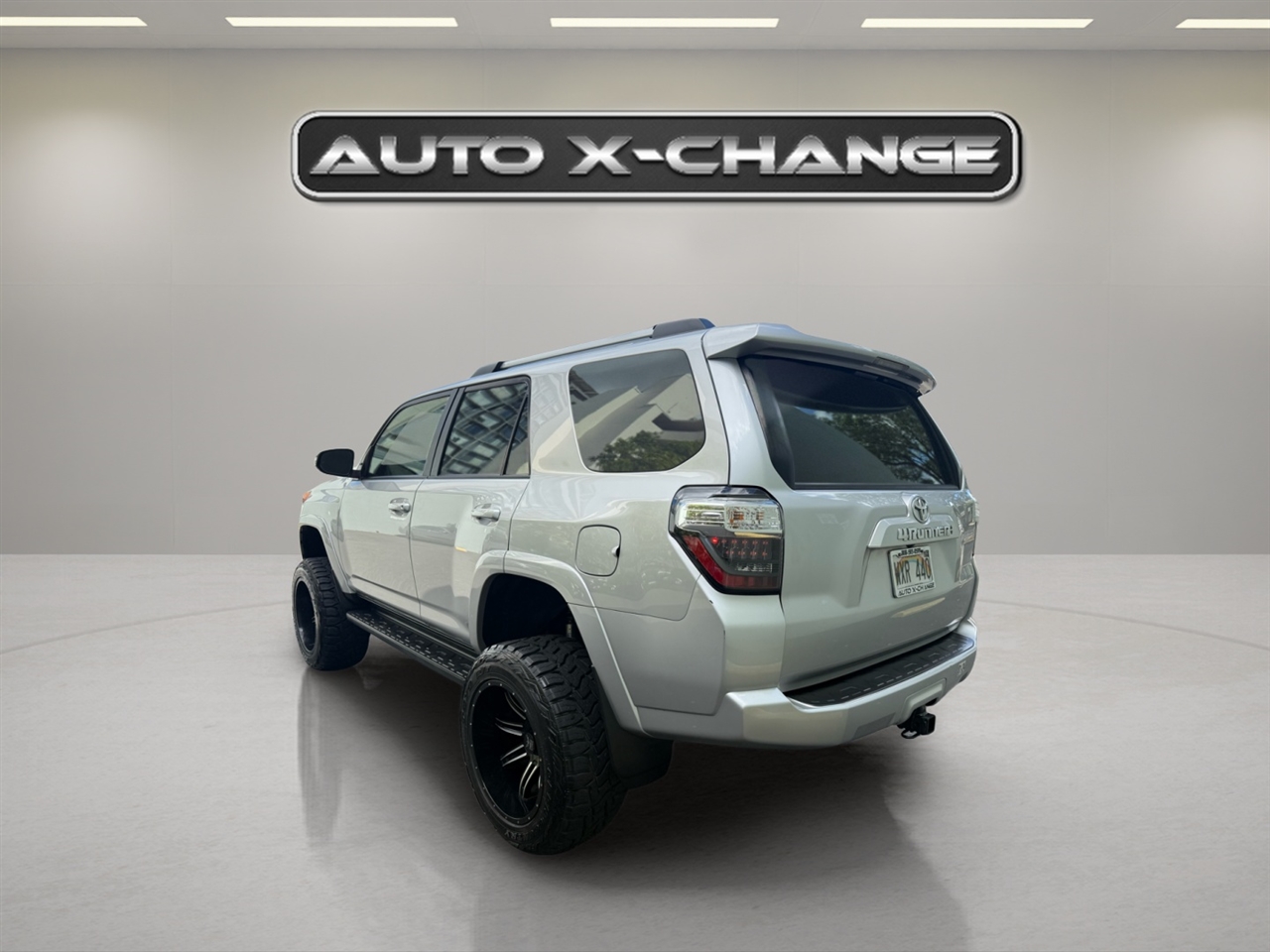 2022 Toyota 4Runner SR5 Premium 2WD photo 2