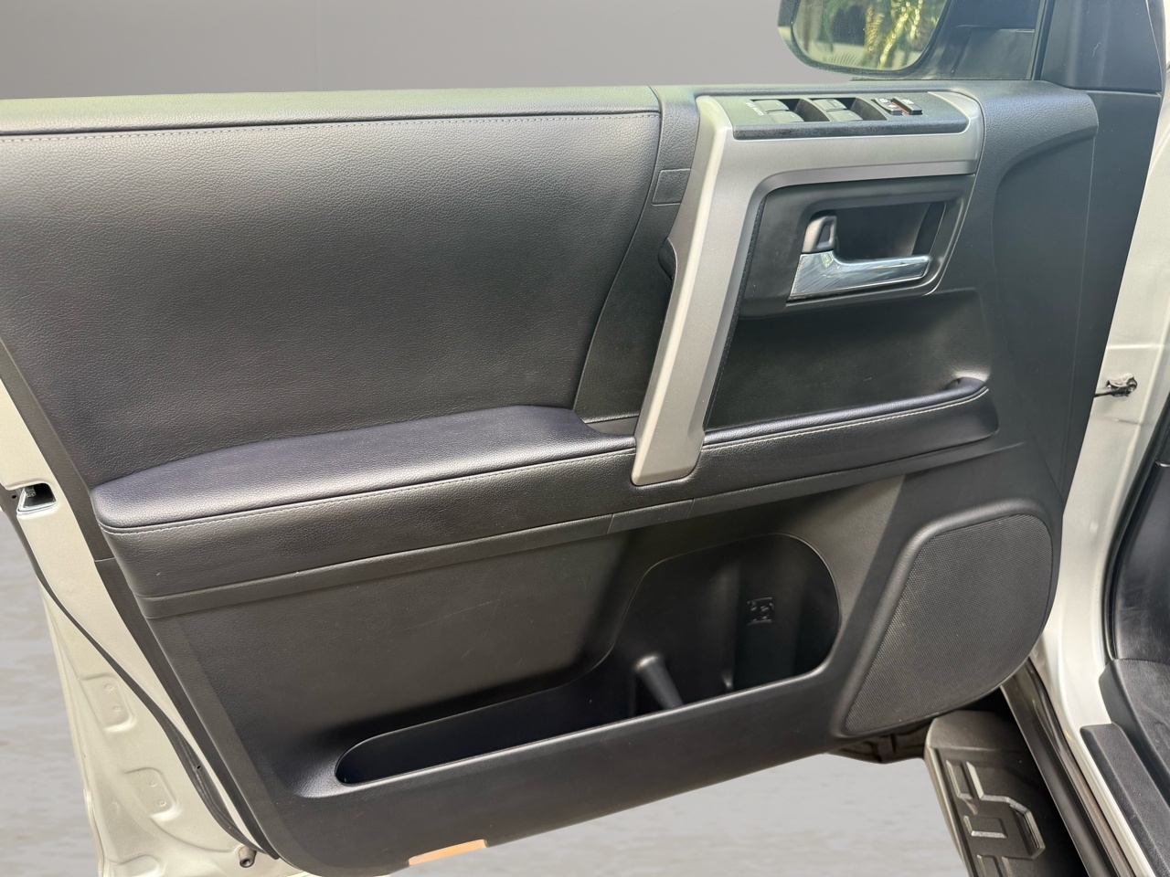 Toyota 4Runner SR5 Premium 2WD (Natl) 2022